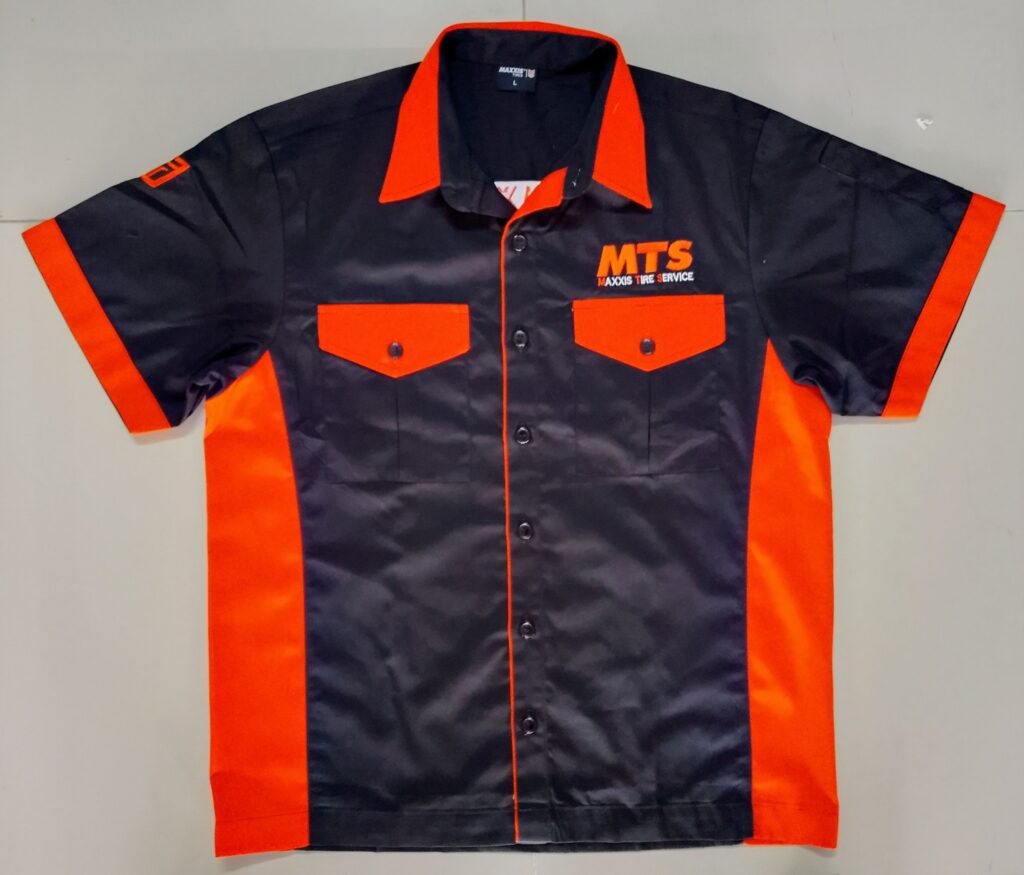 ชุดยู นิฟอร์มพนักงานชลบุรีเพิ่มความเป็นมืออาชีพ