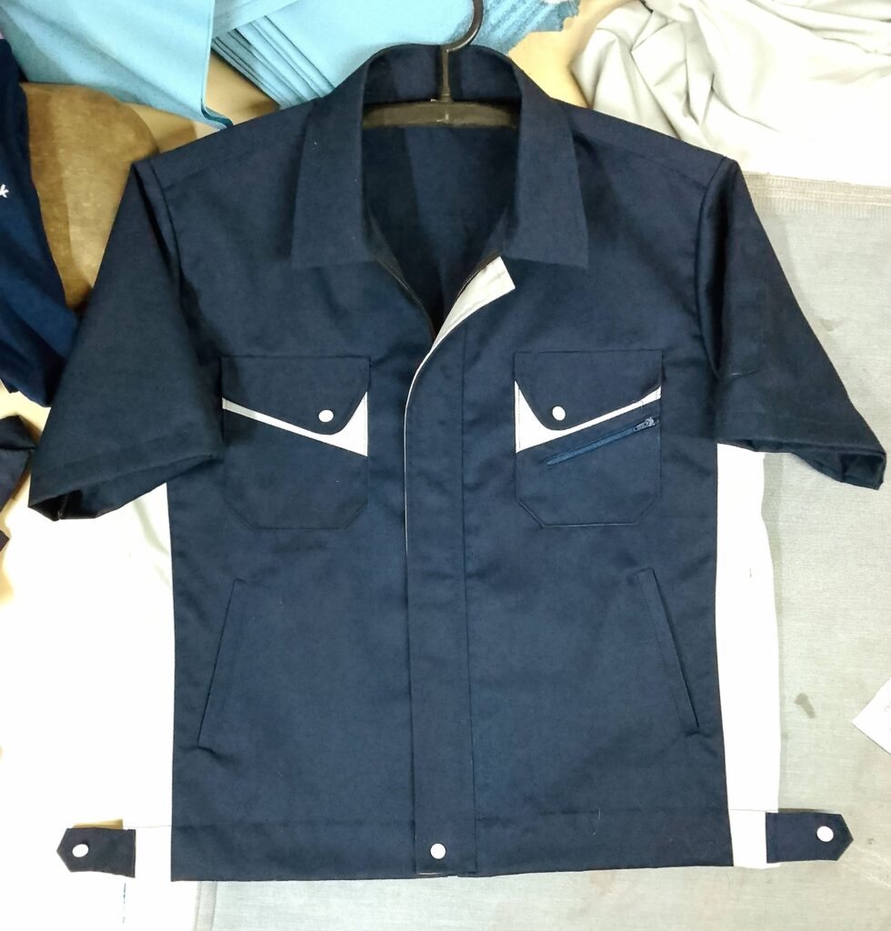 ชุด ยูนิฟอร์มพนักงานออฟฟิศครบวงจร ชุดทันสมัย